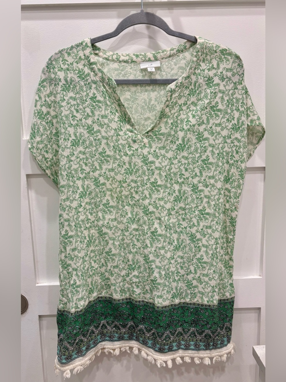 J. Jill Cream and Green Floral Split-Neck Tunic with Tassel Hem